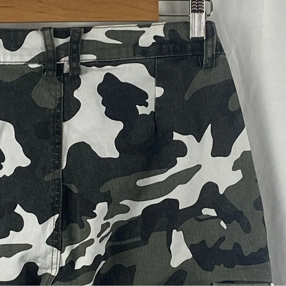American Bazi Women’s Camouflage Cargo Joggers Pants Size Large - Picture 13 of 16
